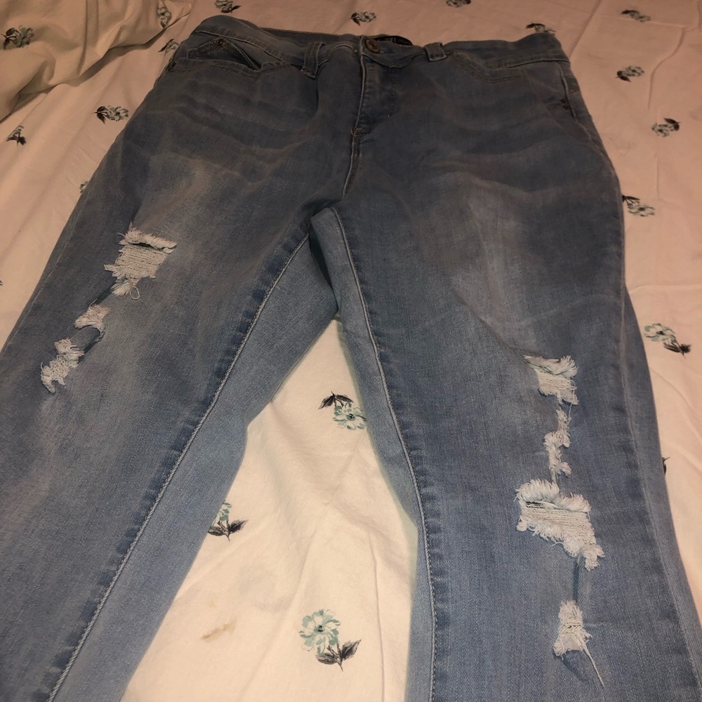 Jeans - Picture 7 of 7